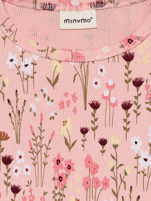 Minymo Kleid Baumwolle Jersey Rib in Rosa mit Allover Blumen - SALE Minymo Kleid Baumwolle Jersey Rib in Rosa mit Allover Blumen - SALE