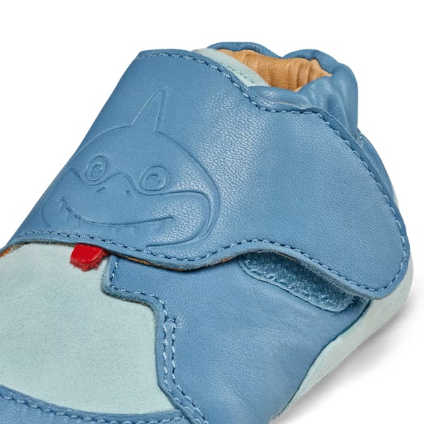 Affenzahn Krabbelschuh Leder Crawly in Hellblau - Hai Affenzahn Krabbelschuh Leder Crawly in Hellblau - Hai