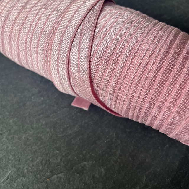 Wowzers Bastelbedarf elastischen Satin Band in Dusty Rose Altrosa - 1 Meter Wowzers Bastelbedarf elastischen Satin Band in Dusty Rose Altrosa - 1 Meter