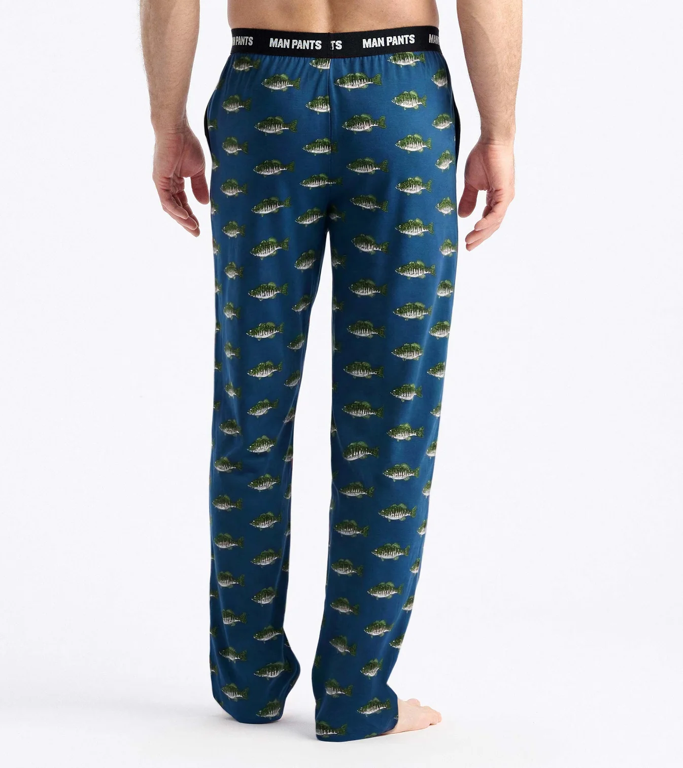 Little Blue House Herren Jersey Pyjama Hose in Blau - All over Bass - Barsche