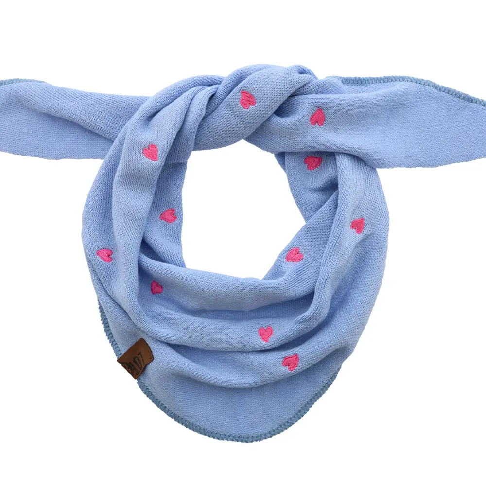 LOT83 Mini-Schal 12 Hellblau mit Pink Herzen Allover LOT83 Mini-Schal 12 Hellblau mit Pink Herzen Allover