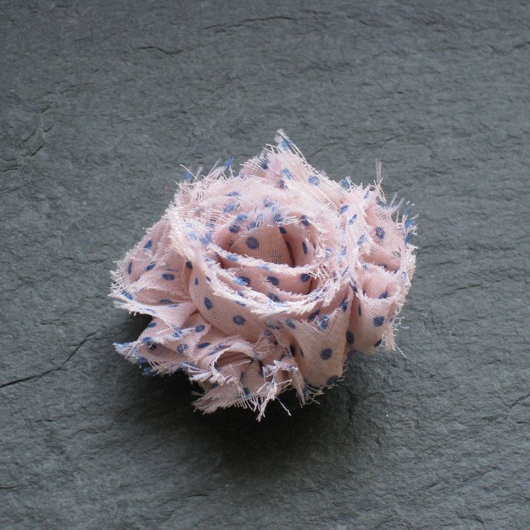 Wowzers Blütenclips - Shabby Chic für Haare & Kleidung - Petit Größe