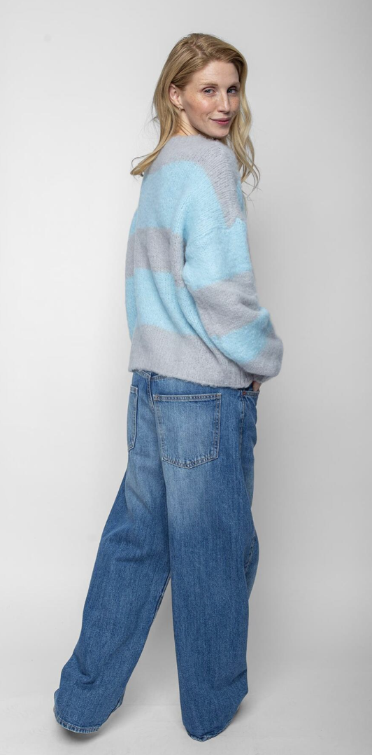 Emily van den Bergh Damenstrickpullover Grobstrick Oversized Pulli Grau Blau Streifen Emily van den Bergh Damenstrickpullover Grobstrick Oversized Pulli Grau Blau Streifen