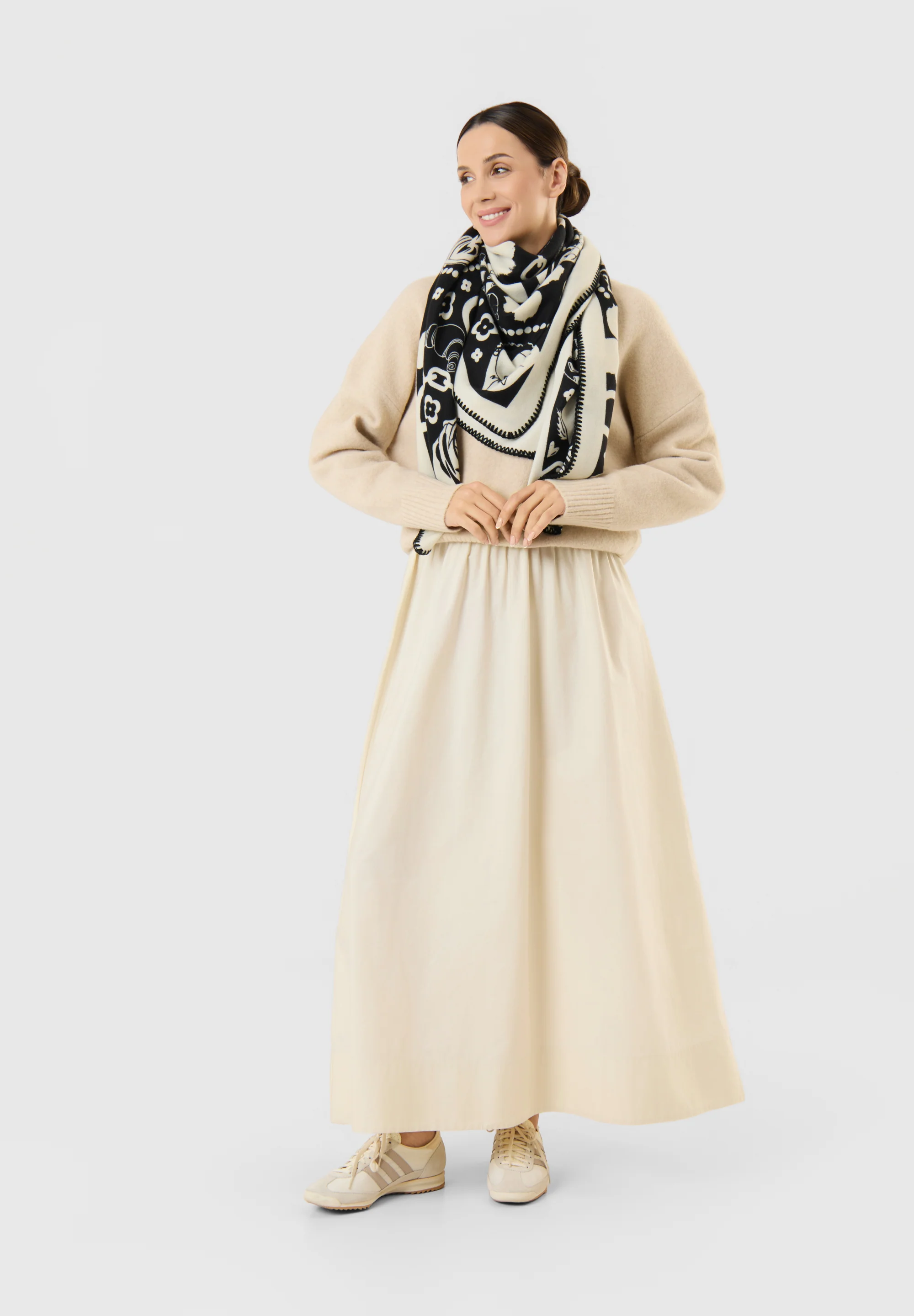 Codello Weiches Warmes Tuch mit Paris Motiv Codello Weiches Warmes Tuch mit Paris Motiv