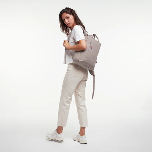 GOT BAG DAYPACK 2.0 SEAHORSE - Nachhaltiger Rucksack in Taupe Beige GOT BAG DAYPACK 2.0 SEAHORSE - Nachhaltiger Rucksack in Taupe Beige
