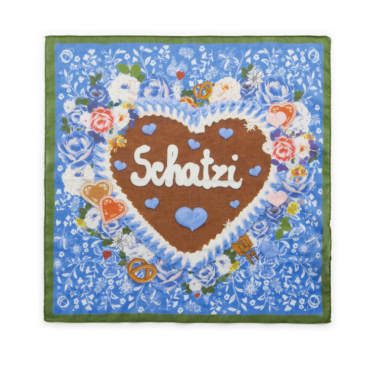 Codello Nickituch aus Bio-Baumwolle mit Lebkuchenherz Motiv - Schatzi Codello Nickituch aus Bio-Baumwolle mit Lebkuchenherz Motiv - Schatzi