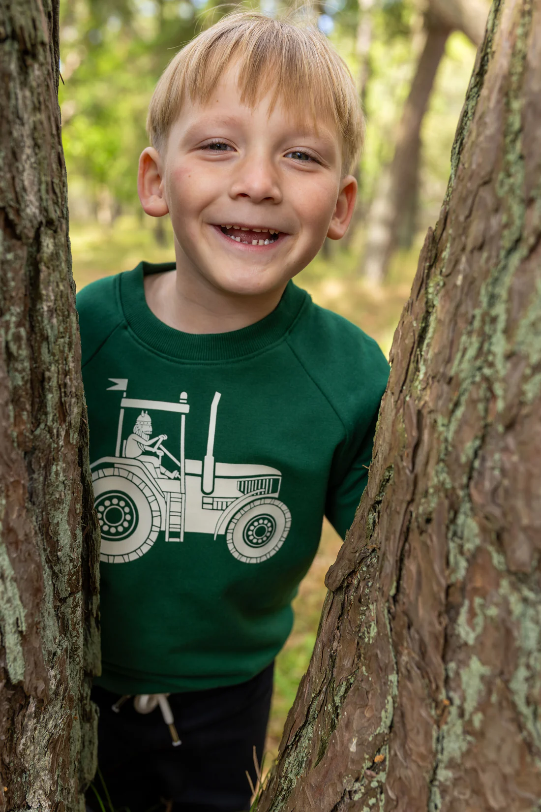 danefae Danamerika TRAKTHOR Sweatshirt in Pine Grün mit Wikinger Traktor danefae Danamerika TRAKTHOR Sweatshirt in Pine Grün mit Wikinger Traktor