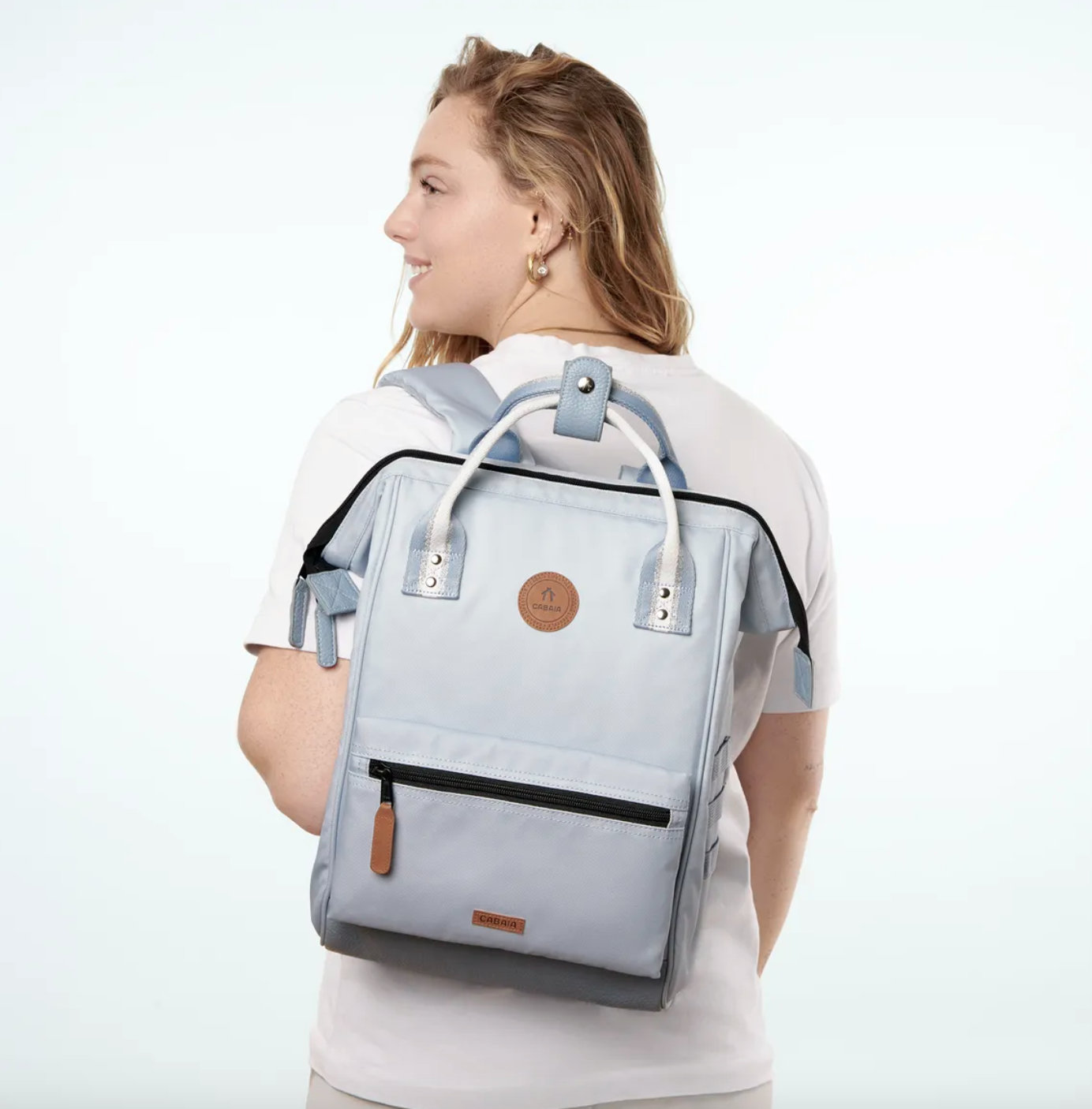 Cabaia Rucksack Paros Medium mit Laptop-Fach - Hellblau
