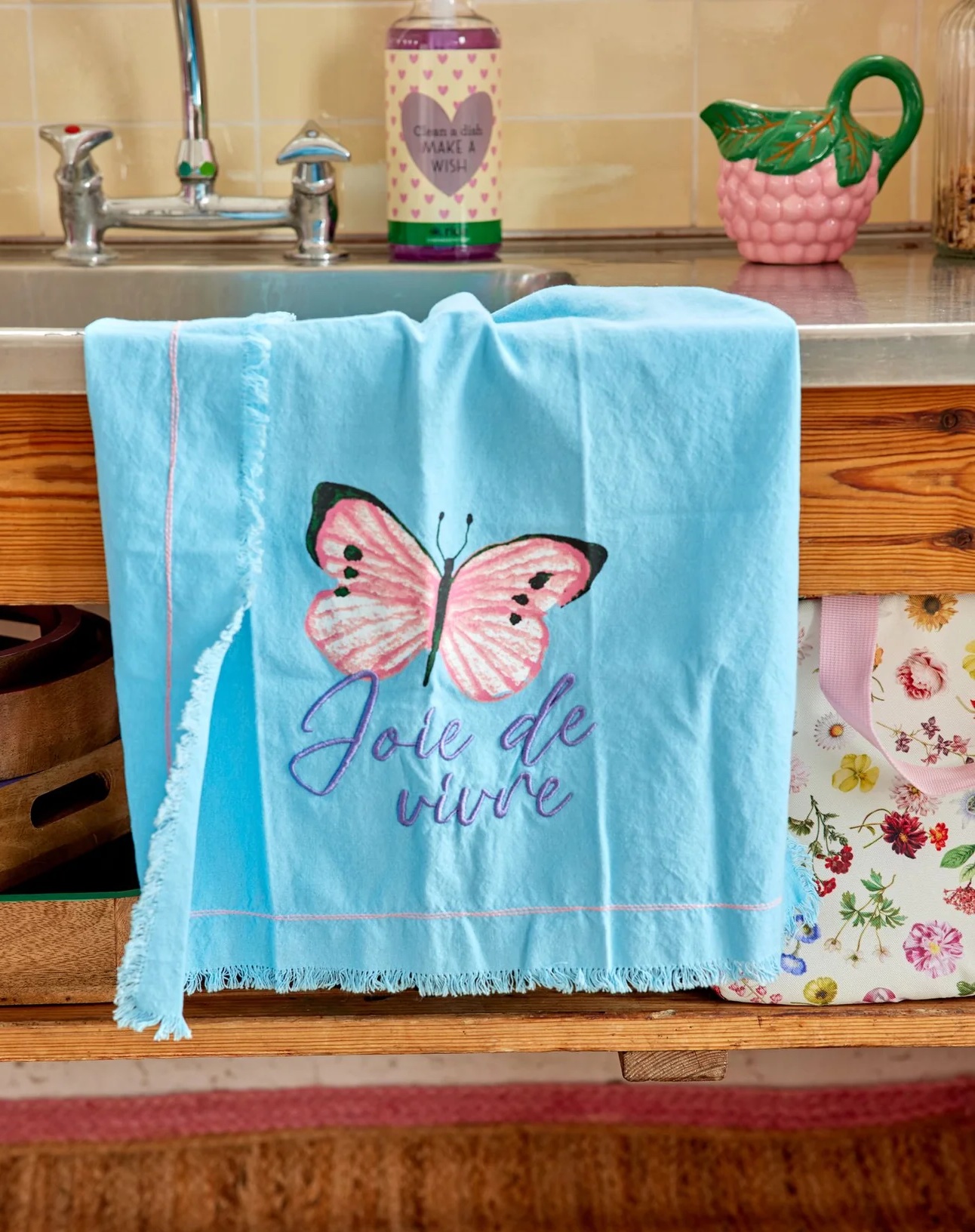 RICE Baumwolle Geschirrtuch - Hellblau - Butterfly Field Print - Schmetterling