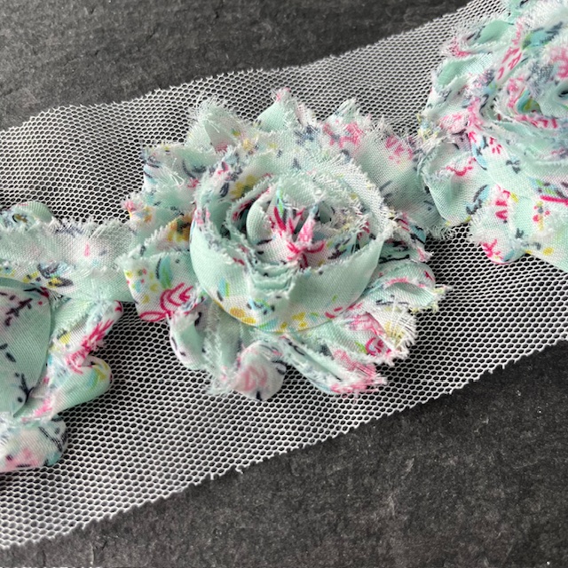 Wowzers Shabby Chic Stoffblumen Blüten am Band - Vintage Blumen Mint - 3 Blumen 