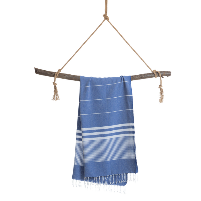 TOWEL TO GO MALIBU Baumwoll-Strandtuch Spa Saunatuch mit Geschenkbox - Königsblau 