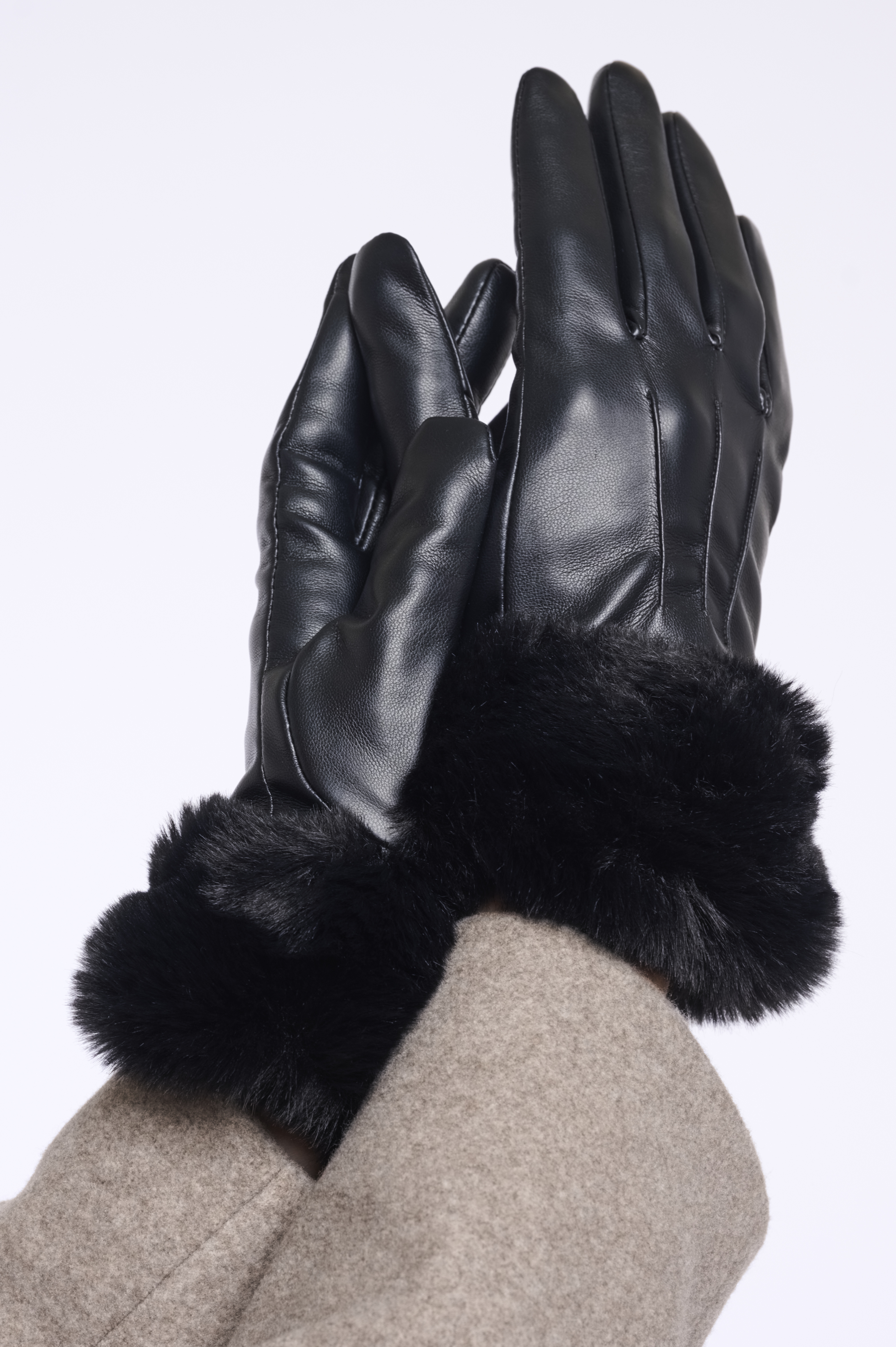 Rino & Pelle Arca Handschuhe in Schwarz mit Faux Fell