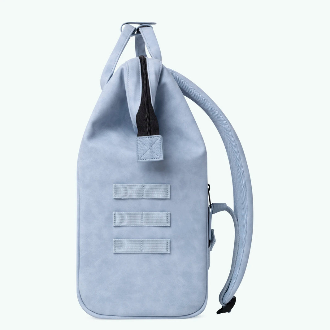 Cabaia Rucksack GUAYAQUIL Medium mit Laptop-Fach - Hellblau