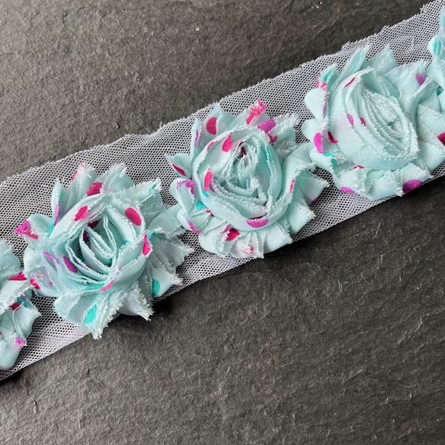 Wowzers Shabby Chic Stoffblume Blüte am Band - Mint Confetti - 3 Blumen 