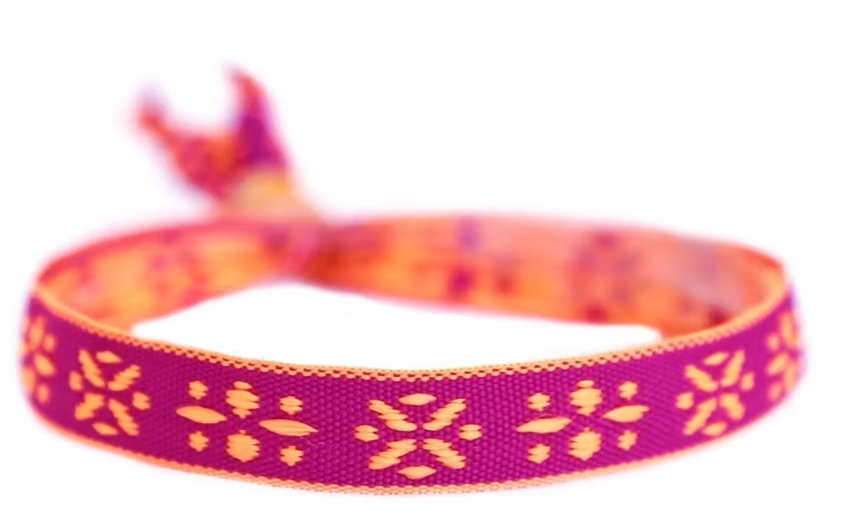 Love Ibiza Gewebtes Armband lila Azteke