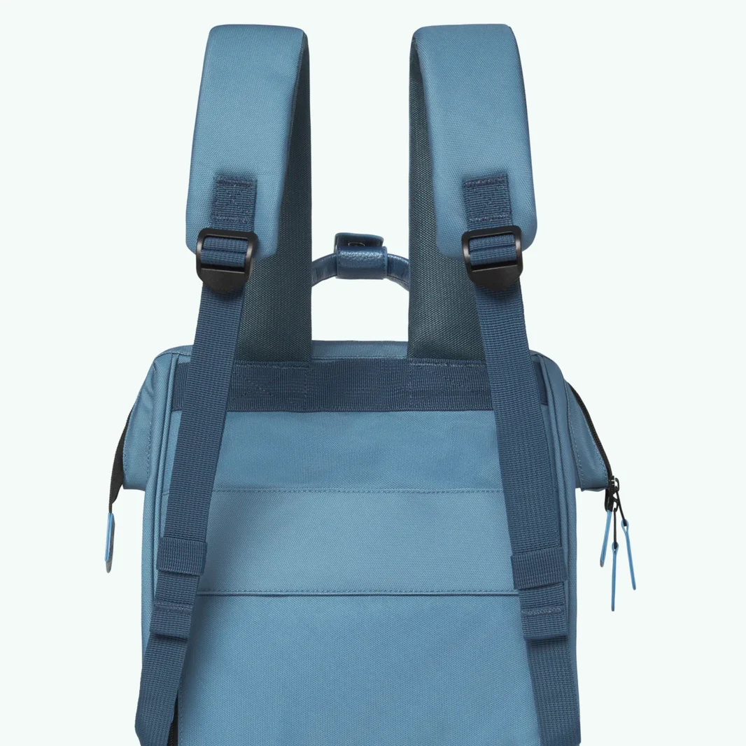 Cabaia ADVENTURER Rucksack Medium BOURGAS - Powder Blau Cabaia ADVENTURER Rucksack Medium BOURGAS - Powder Blau