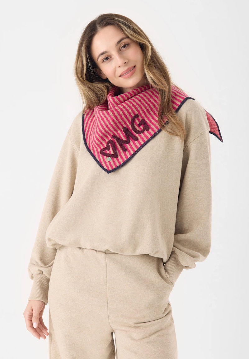 Codello Gestricktes Dreieckstuch mit Strreifen & Herz Stickerei in Pink - OMG