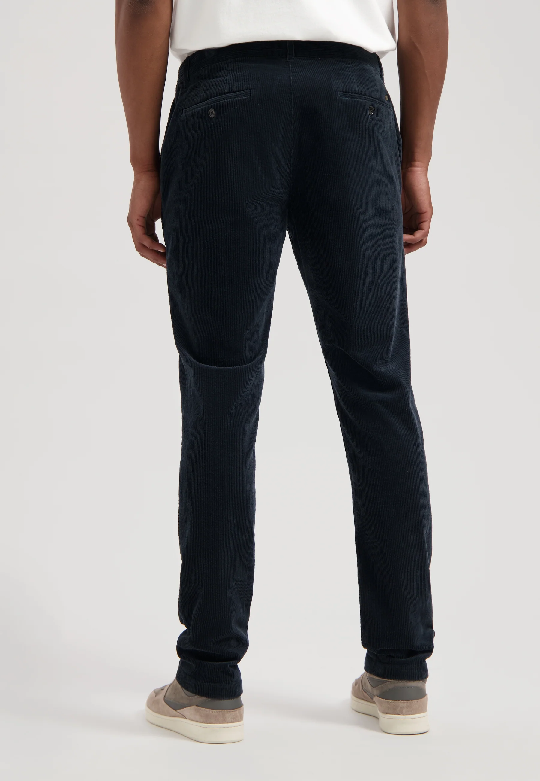 Dstrezzed Lancaster Ribcord Pants - Kordhose in Marineblau - SALE Dstrezzed Lancaster Ribcord Pants - Kordhose in Marineblau - SALE