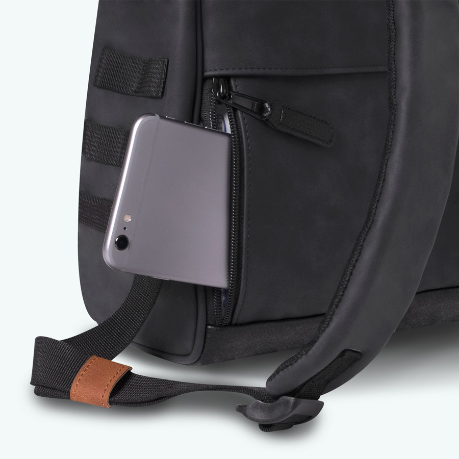TDM-S22-ADVENTURER-SAMLL-LE-HAVRE-3-4DOS-POCHE-BD Cabaia Rucksack LE HAVRE Small (mit Laptop-Fach) - Schwarz