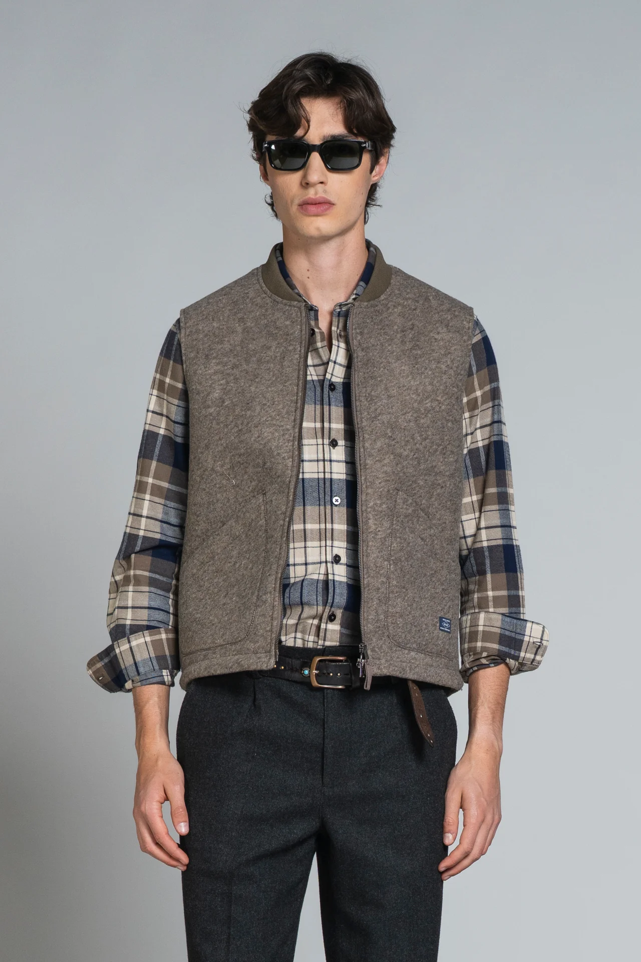 IMPURE Terry Gillet Wollwalk Weste in Taupe Braun IMPURE Terry Gillet Wollwalk Weste in Taupe Braun