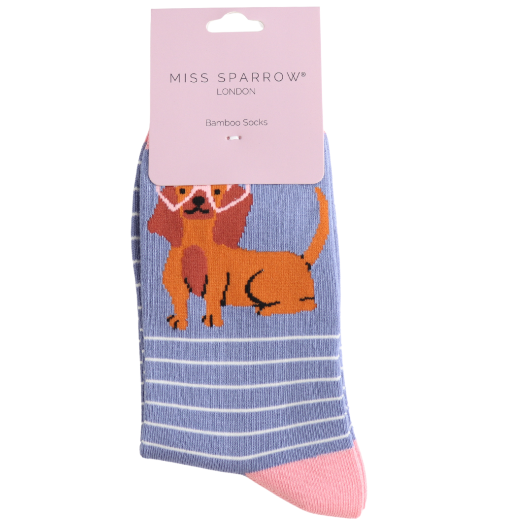 Miss Sparrow Bambus Socken in Denim Blau & Rosa - Dackel mit Sonnenbrille