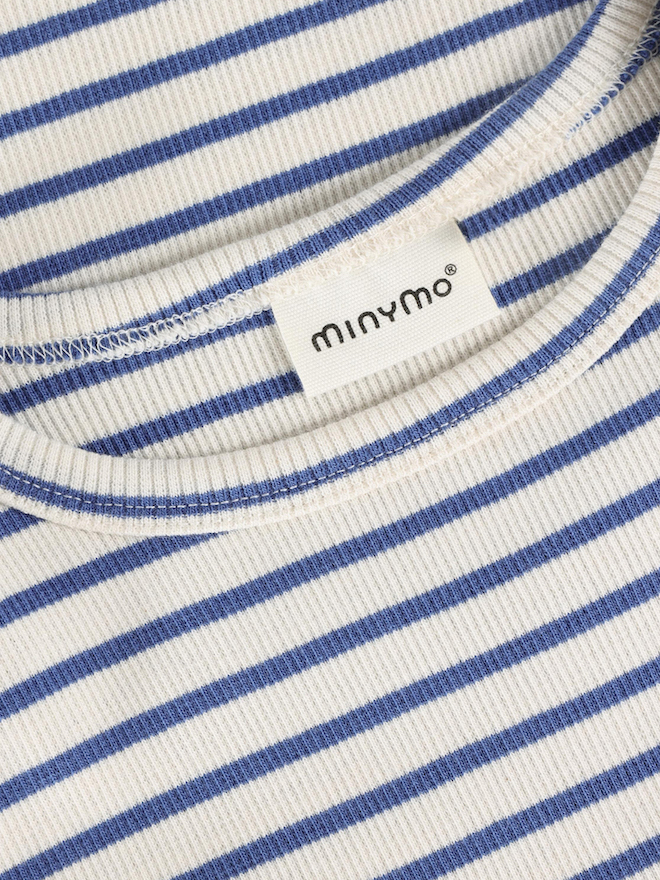 Minymo Kurzarm T-Shirt in Dutch Blue - Blau Gestreift mit Schleife Minymo Kurzarm T-Shirt in Dutch Blue - Blau Gestreift mit Schleife