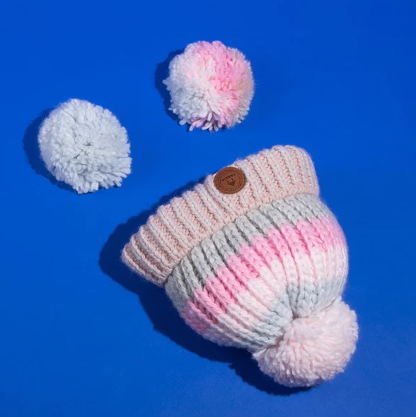 Cabaia Mütze Royal Romance in Rosa, Grau & Blau mit 3 Bommel - SALE