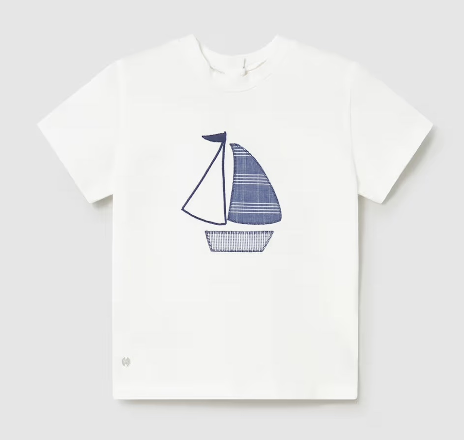 Mayoral Kurzarm T-Shirt in Weiß mit Stickerei - Segelboot in Blau Mayoral Kurzarm T-Shirt in Weiß mit Stickerei - Segelboot in Blau