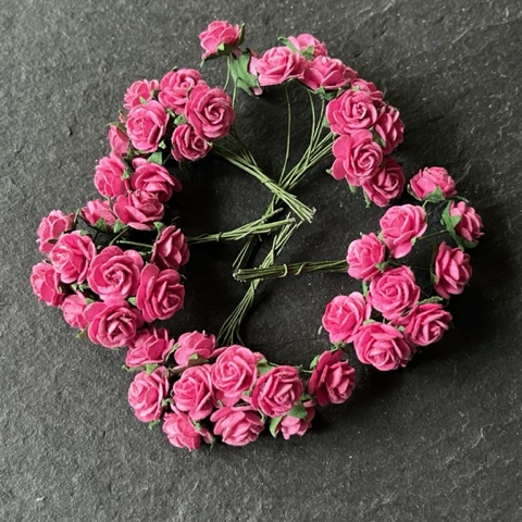 Wowzers Blüten aus Maulbeerpapier - Mini Roses -10 Mini Rosen in Pink