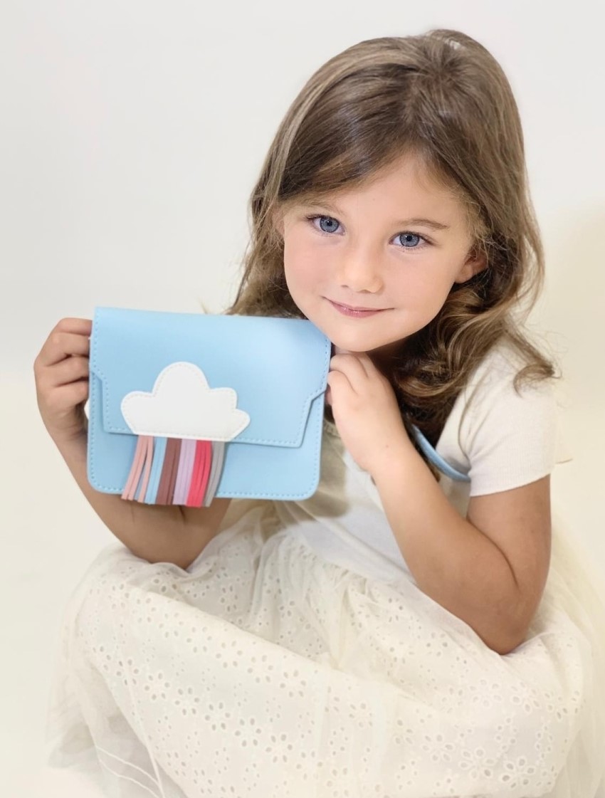 YUKO.B Umhängetasche Kunstleder Hellblau - Regenbogen