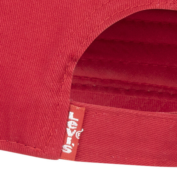 Levis Cap in Chili Pepper mit Batwing Logo
