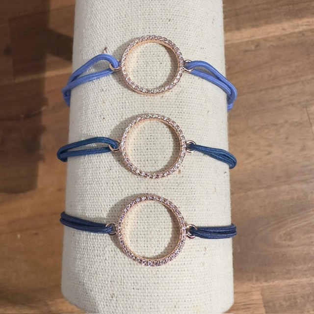 Lua Circle of Life Armband - Elastisch mit Gold Kreis - Hellblau bis Dunkelblau