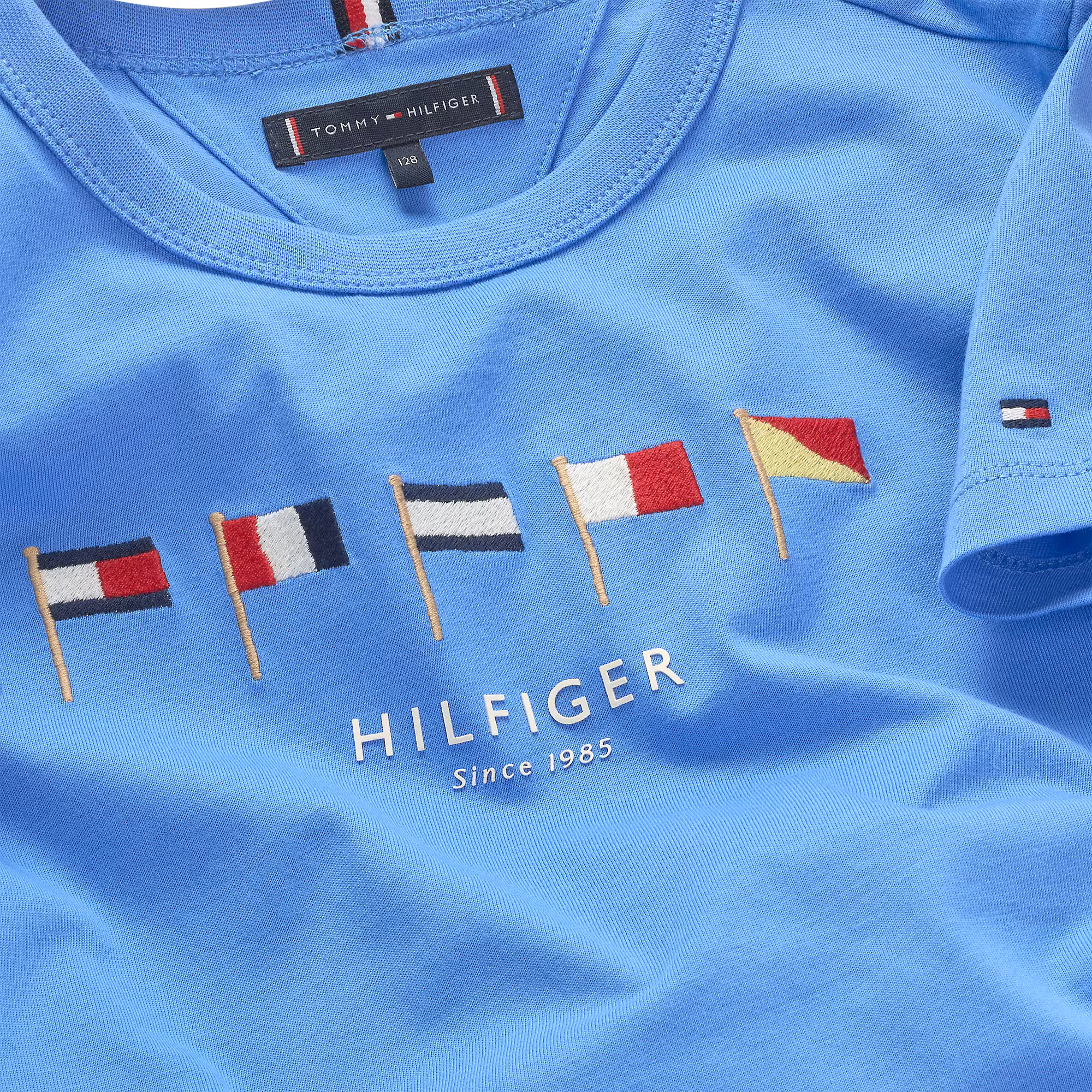 Tommy Hilfiger Jungs T-shirt - Flaggen in Blau - SALE Tommy Hilfiger Jungs T-shirt - Flaggen in Blau - SALE