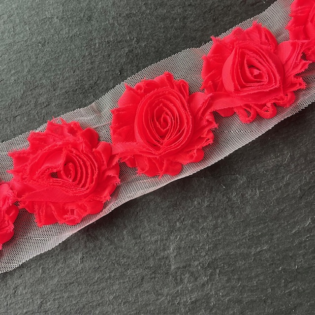 Wowzers Shabby Chic Stoffblume Blüte am Band - Neon Pink - 3 Blumen Wowzers Shabby Chic Stoffblume Blüte am Band - Neon Pink - 3 Blumen
