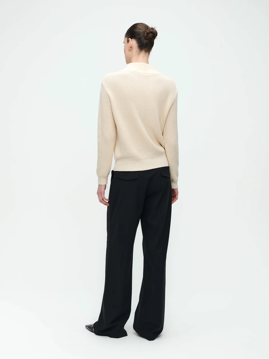 Jane Luschka Nadig Pullover mit Stehkragen & Pointelle Details in Ecru Creme Jane Luschka Nadig Pullover mit Stehkragen & Pointelle Details in Ecru Creme