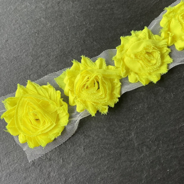Wowzers Shabby Chic Stoffblume Blüte am Band - Neon Gelb - 3 Blumen 