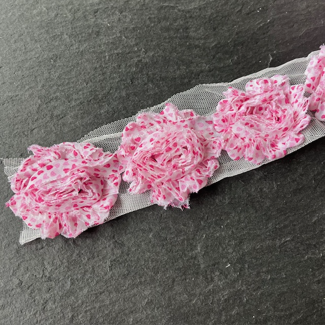 Wowzers Shabby Chic Stoffblume Blüte am Band - Pink Herzen - 3 Blumen