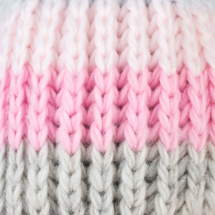 Cabaia Mütze Royal Romance in Rosa, Grau & Blau mit 3 Bommel - SALE