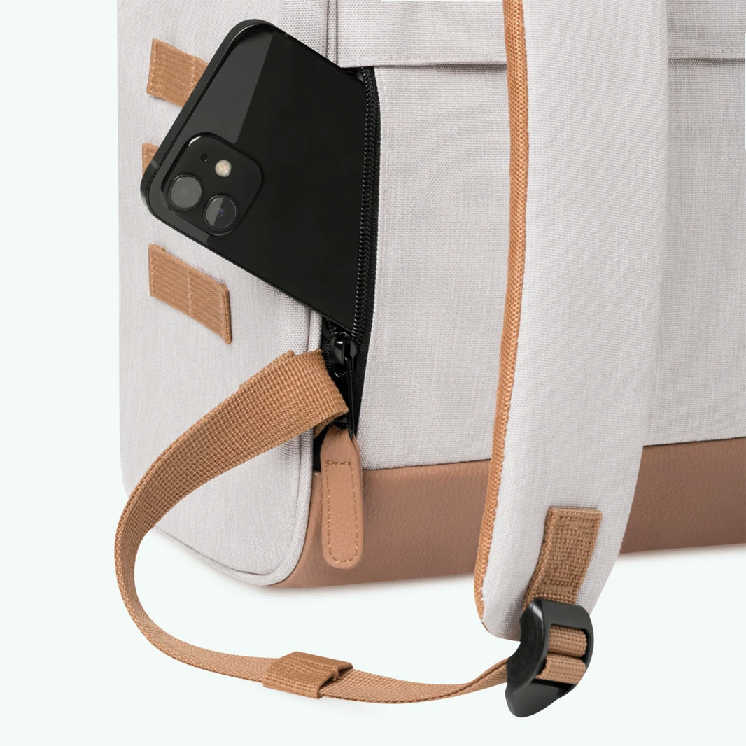 TDM_S24_ADVENTURER_MEDIUM_AREQUIPA_3701328390831_09_1066x-webp Cabaia Rucksack AREQUIPA Medium mit Laptop-Fach - Beige