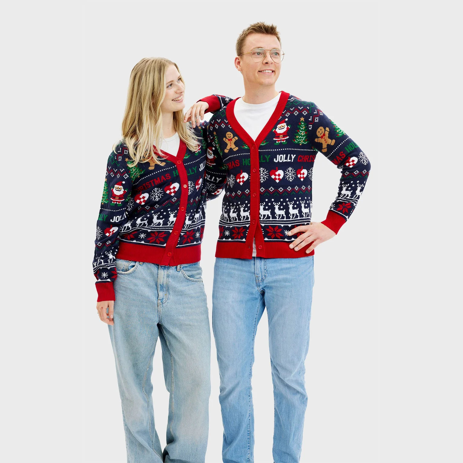 Christmas Sweater Jolly Good Cardigan Strickjacke zu Weihnachten in Navy & Rot mit Santa Christmas Sweater Jolly Good Cardigan Strickjacke zu Weihnachten in Navy & Rot mit Santa