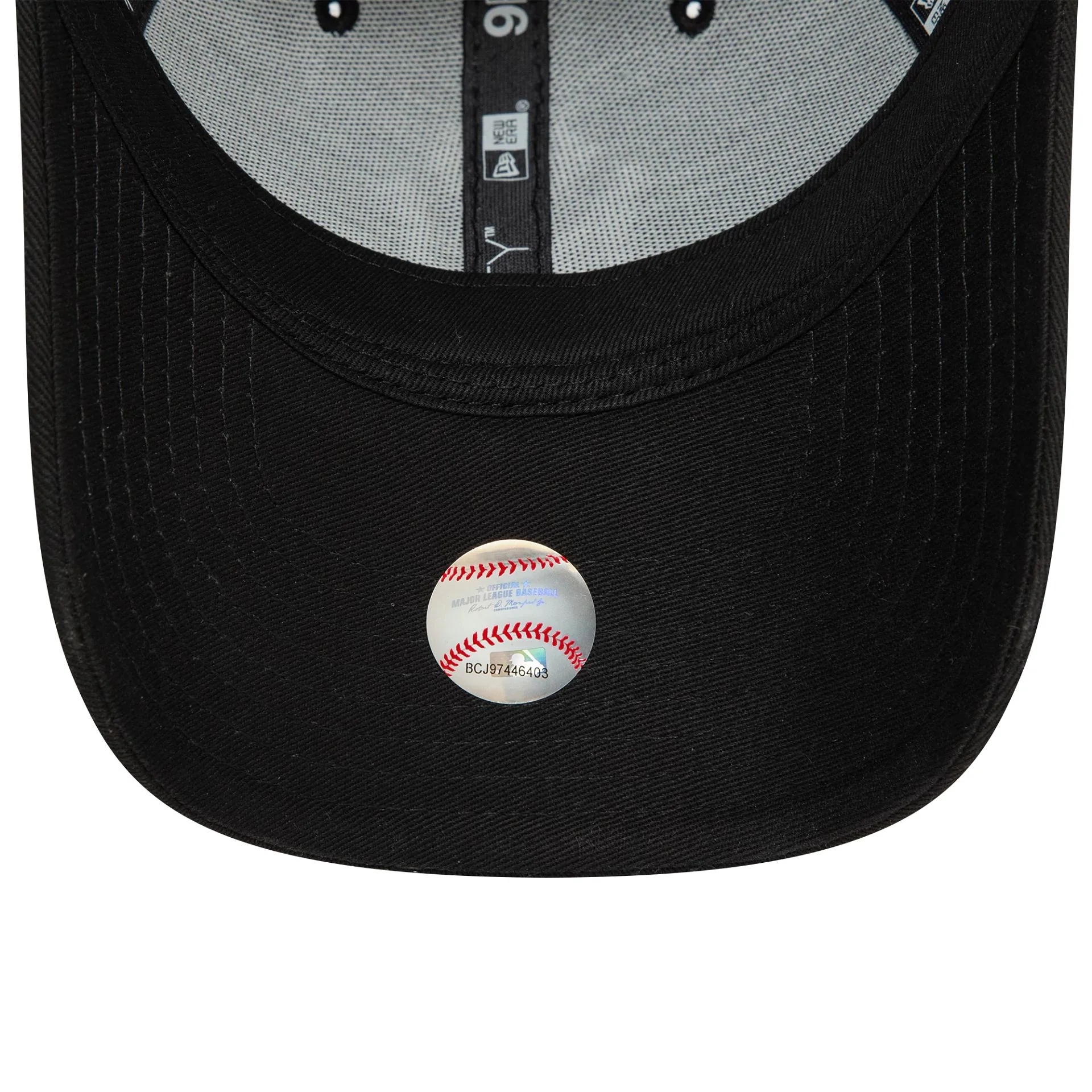 New Era Kids New York Yankees Icon Jugend 9FORTY Verstellbare Cap in Schwarz mit Herz