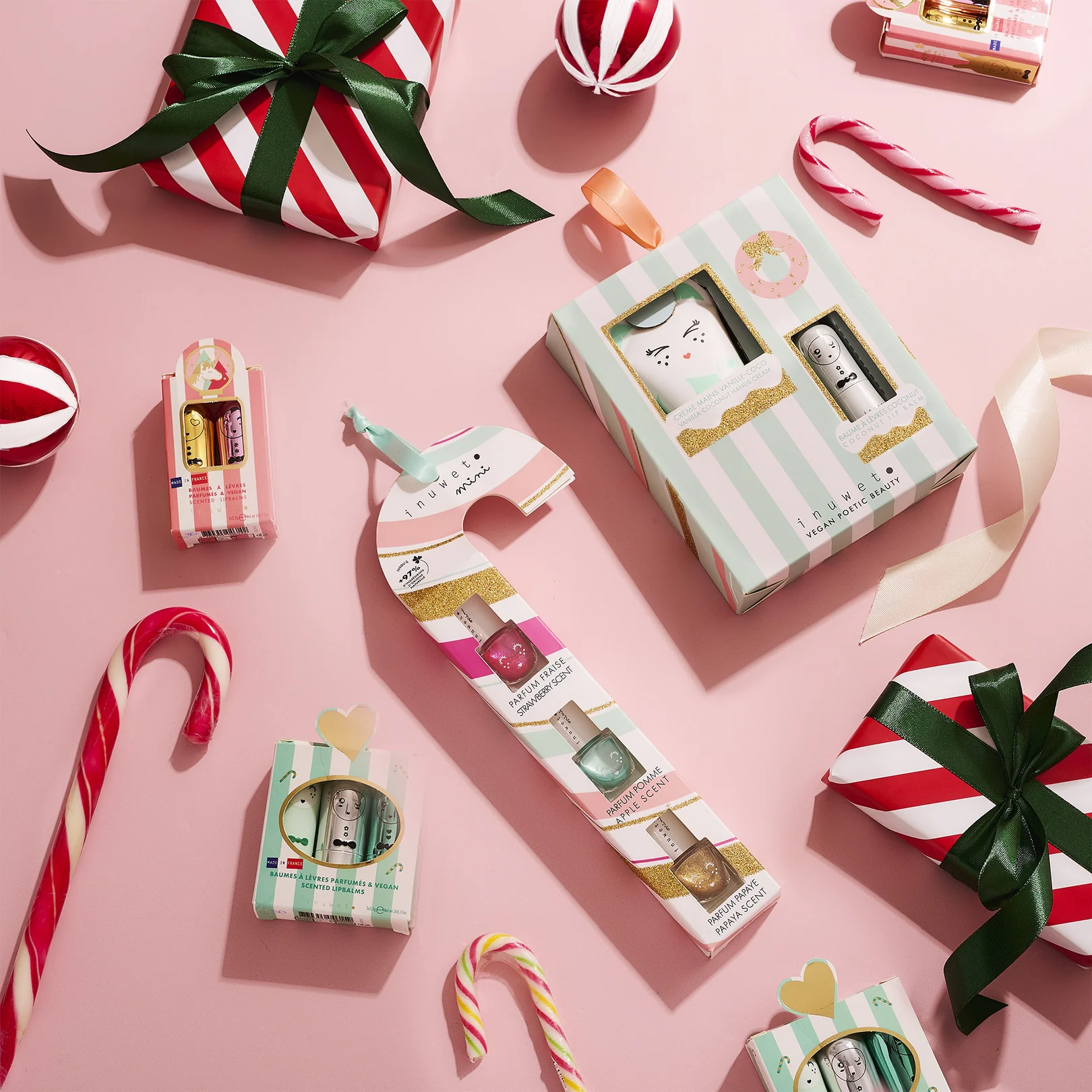 inuwet Candy Cane Set mit 3 wasserbasierten Nagellacken für Kinder – Papaya, Erdbeere und Apfel inuwet Candy Cane Set mit 3 wasserbasierten Nagellacken für Kinder – Papaya, Erdbeere und Apfel