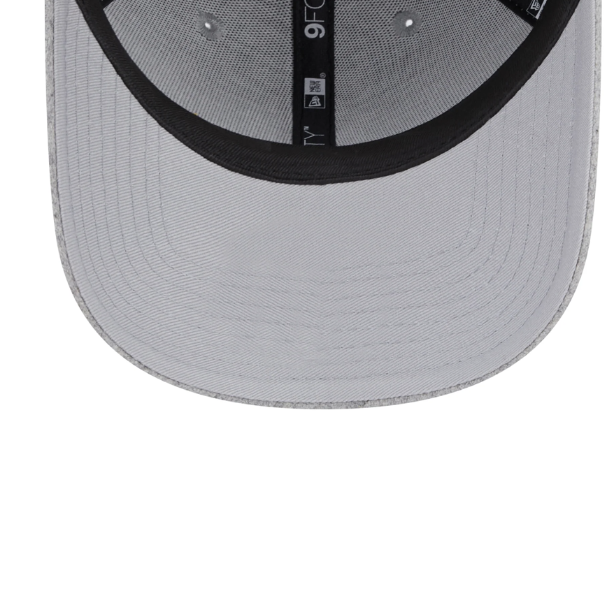 Bildschirm-foto-2023-08-25-um-13-06-37 New Era Damen 9Forty Cap Wolle - NY New York Yankees in Grau