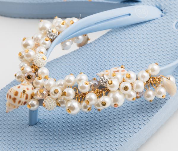 Moo' Ilo Damen Flip Flops Lightblue Muscheln + Hellblau Neoprene Clutch 