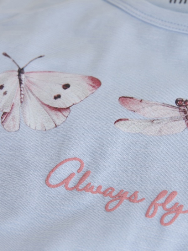 Minymo Kurzarm GOTS T-Shirt in Skyway Blau - Rosa Schmetterlinge - SALE Minymo Kurzarm GOTS T-Shirt in Skyway Blau - Rosa Schmetterlinge - SALE