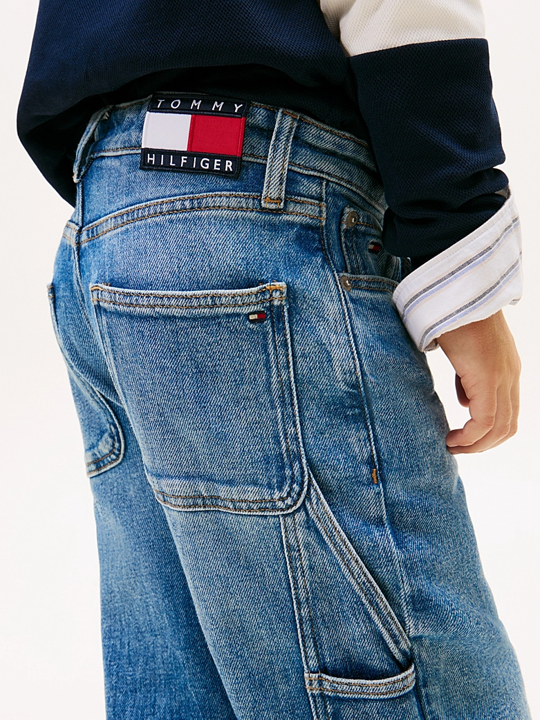 Tommy Hilfiger Jungs Baggy Jeans in Denim Medium Vintage Tommy Hilfiger Jungs Baggy Jeans in Denim Medium Vintage