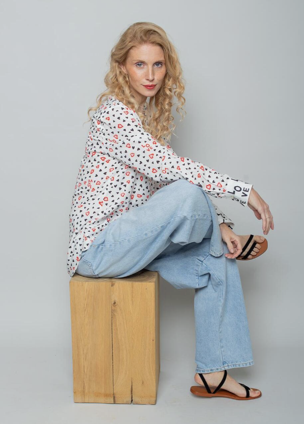 Emily van den Bergh Langarm Viskose Bluse Rote Herzen Allover - LOVE