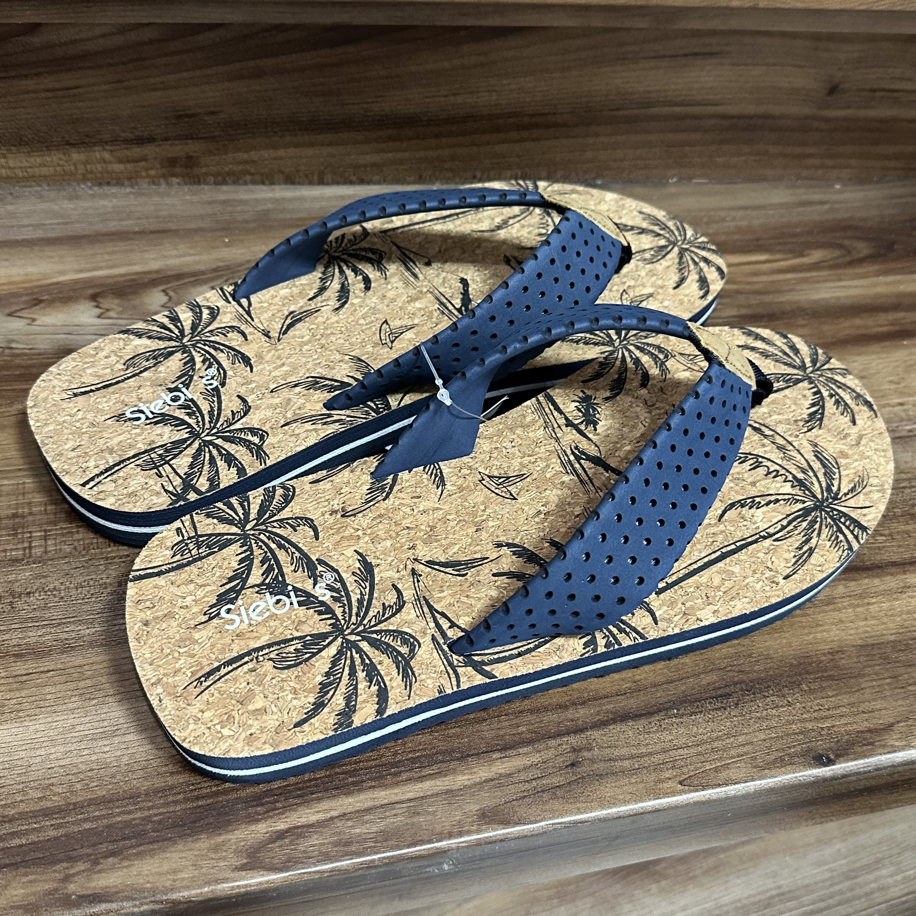 Siebi´s FlipFlop/Zehensandale Surfer in Navy - Kork mit Palmenaufdruck Siebi´s FlipFlop/Zehensandale Surfer in Navy - Kork mit Palmenaufdruck