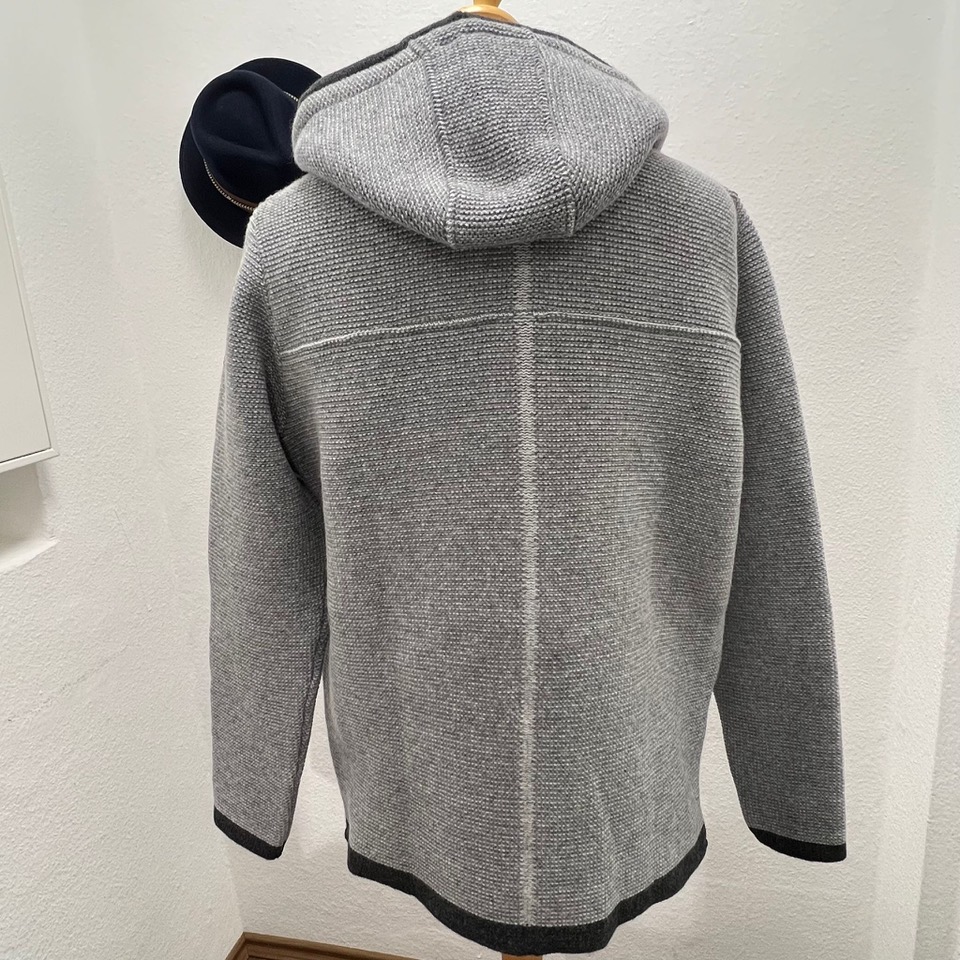 Liebling Alex Strickjanker Jacke mit Reißverschluss in Grau Marmor