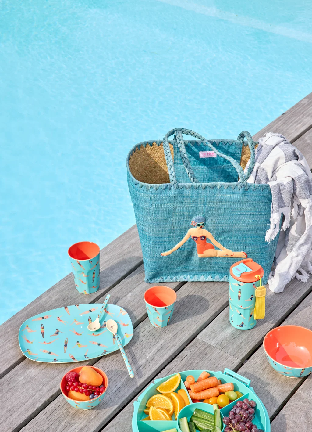 RICE Melamin Becher Mittelgroße Becher - Hellblau - Swimster - Schwimmer